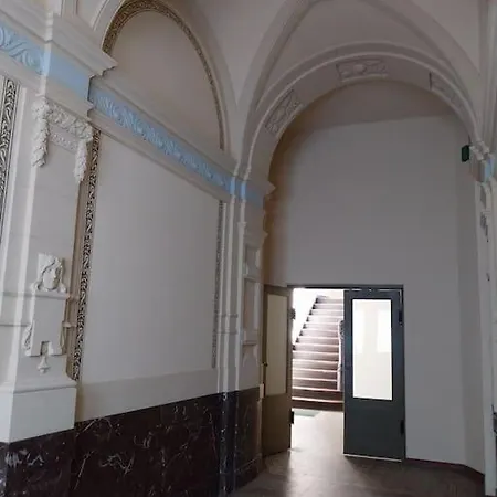 דירה Station,market 5min