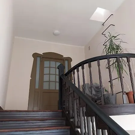 Station,market 5min דירה *