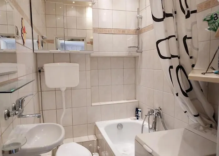 Station,market 5min Apartment