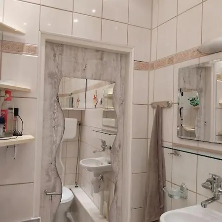 Station,market 5min * Wrocław